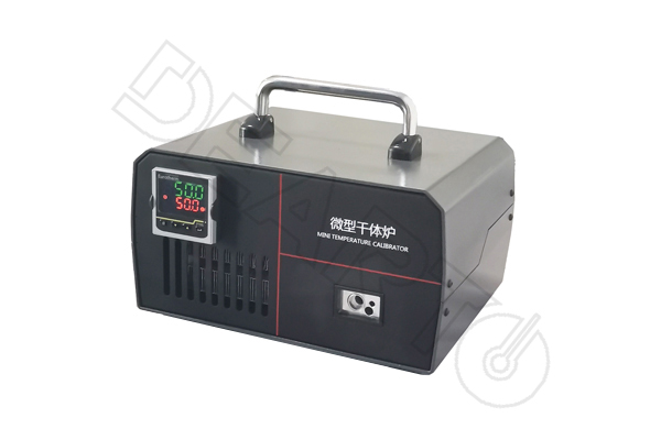 Dry Well Temperature Calibrator ETC-150G